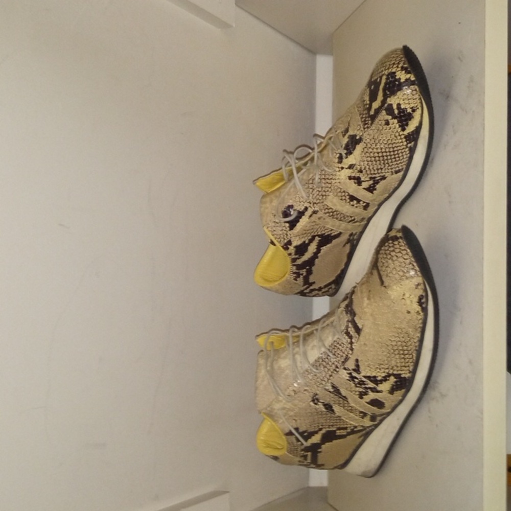 Vintage Fieramosca Brown Snake Skin Printed Sneakers